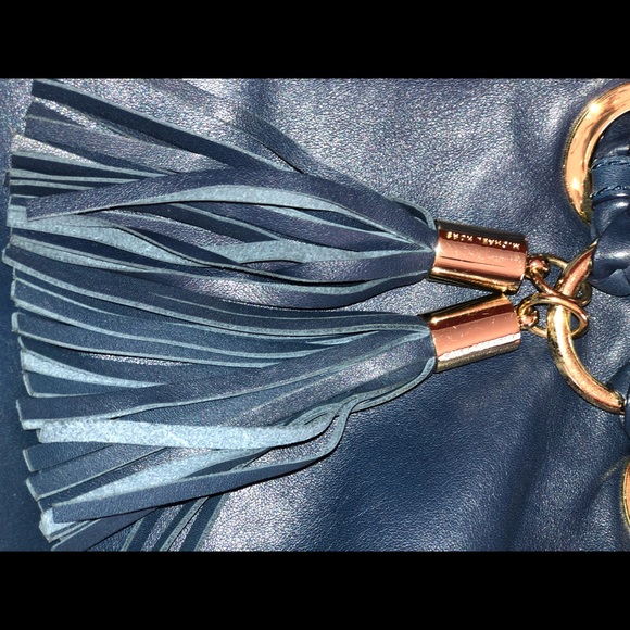 Michael Kors purse - Picture 4 of 5